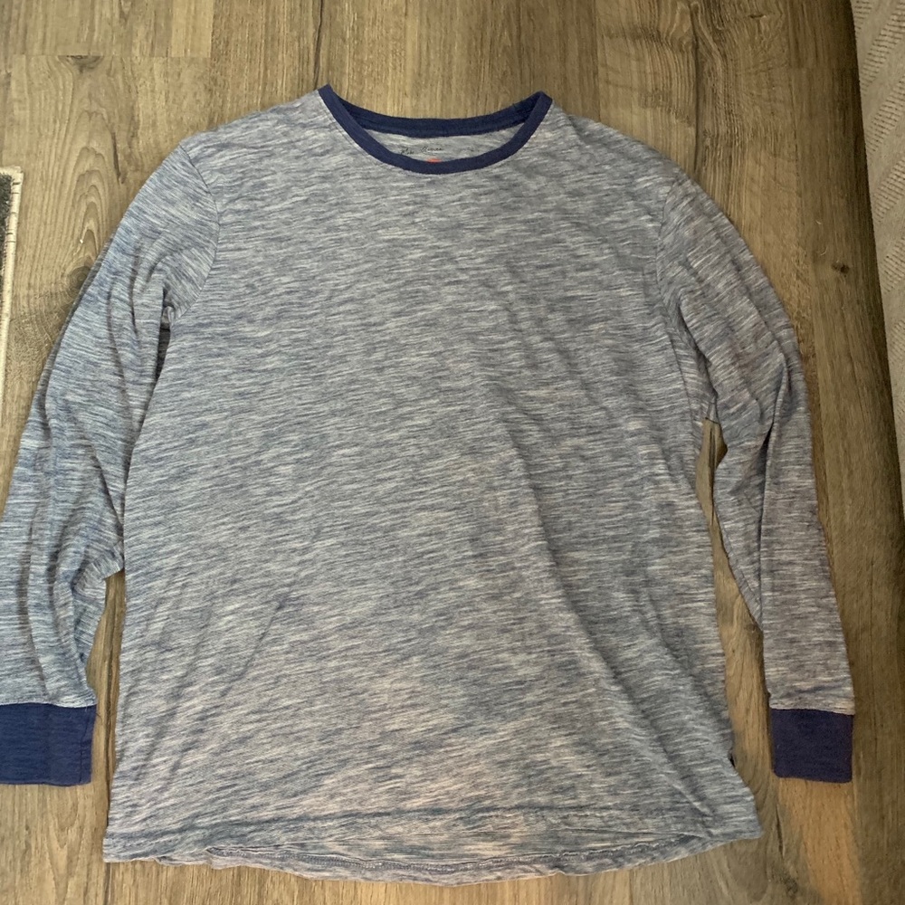 Long sleeve shirt